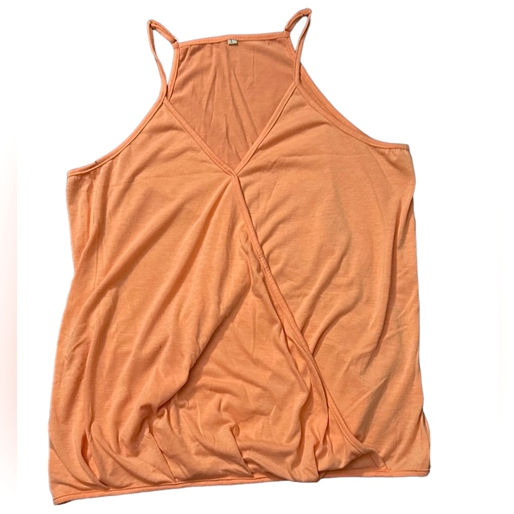Cute peach 🍑 tank top L